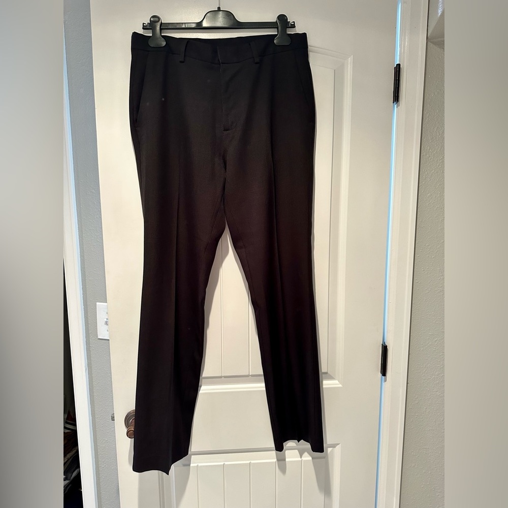 Men’s black dress pants